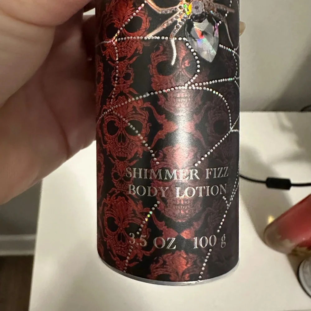 NEW Vampire Blood Shimmer Fizz‎ Body Lotion 3.5 oz Bath & Body Works